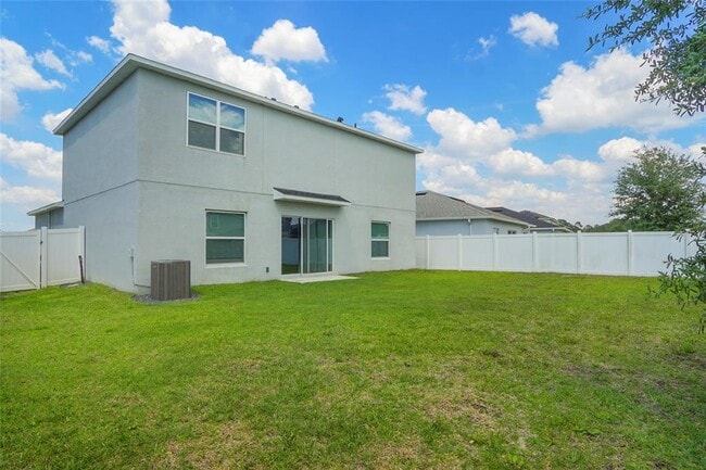 Building Photo - 3936 Fescue St
