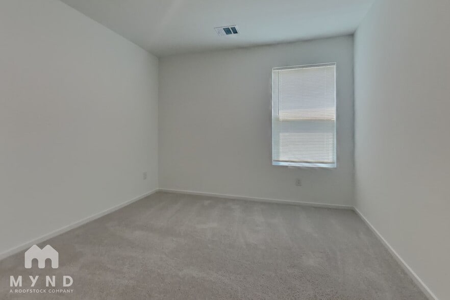 Building Photo - 944 Capracotta Dr