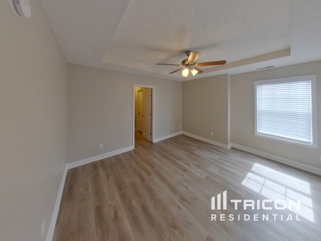 Building Photo - 1436 Beaconcrest Cir