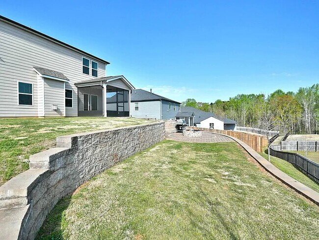 Building Photo - 30 Winged Bourne Ct