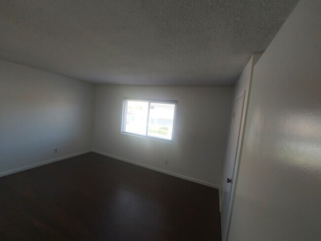 Building Photo - 20849 Plum Canyon Rd