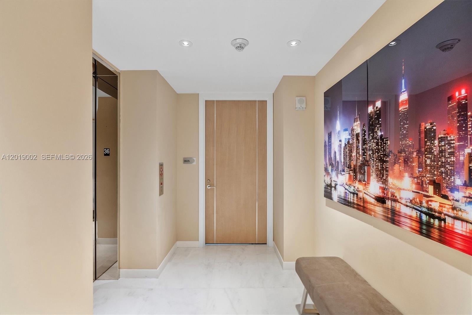 Building Photo - 15701 Collins Ave