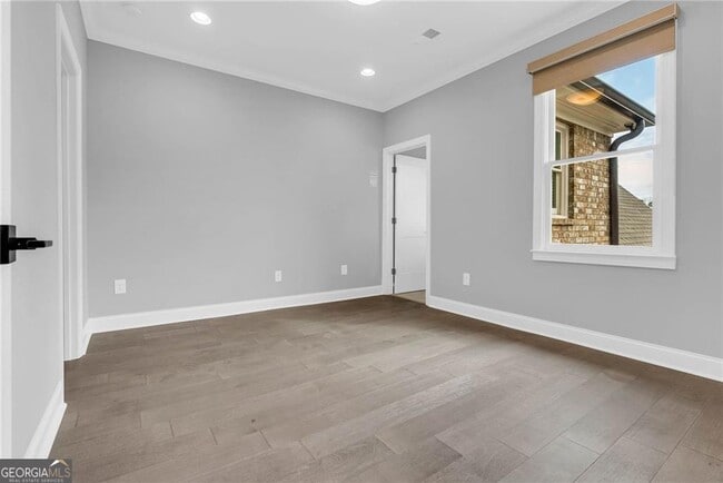 Building Photo - 909 Sunny Meadows Ln