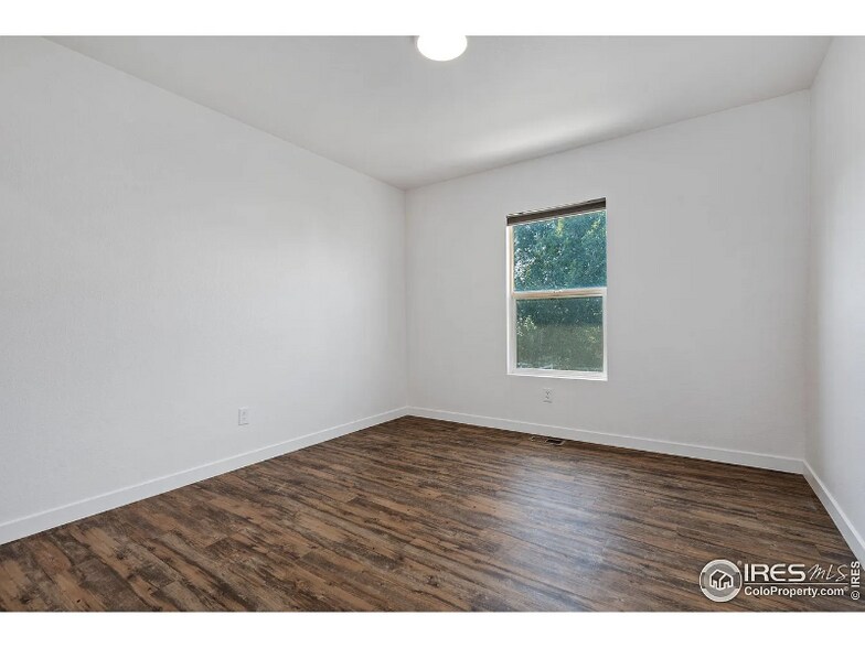 Building Photo - 3757 Celtic Ln