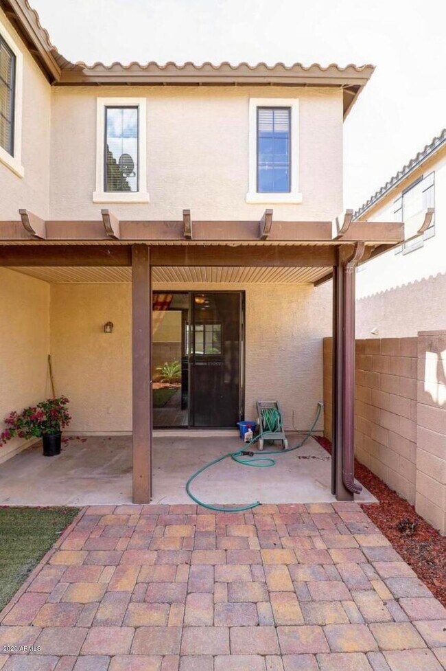 Building Photo - 2347 W Dusty Wren Dr