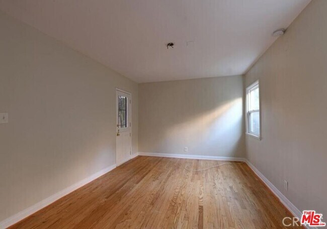 Building Photo - 11061 Ohio Ave Ave