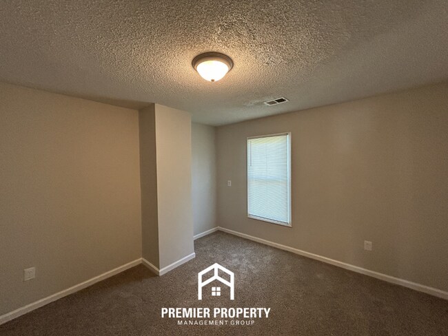 Building Photo - NEWLY RENOVATED 4BR/2.5BA Luxury Home | 2,613 Sq Ft, Vaulted Ceilings & Soaking Tub