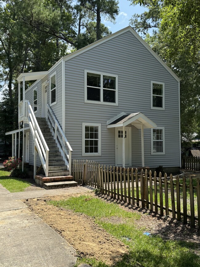 Building Photo - 1101 13th Ave