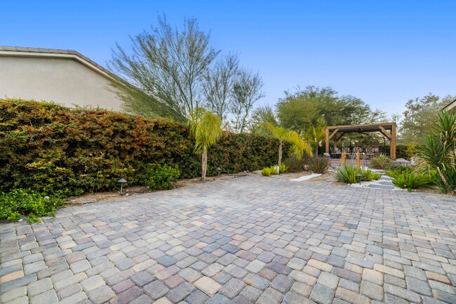 Building Photo - 8396 Sweetwater Creek Way