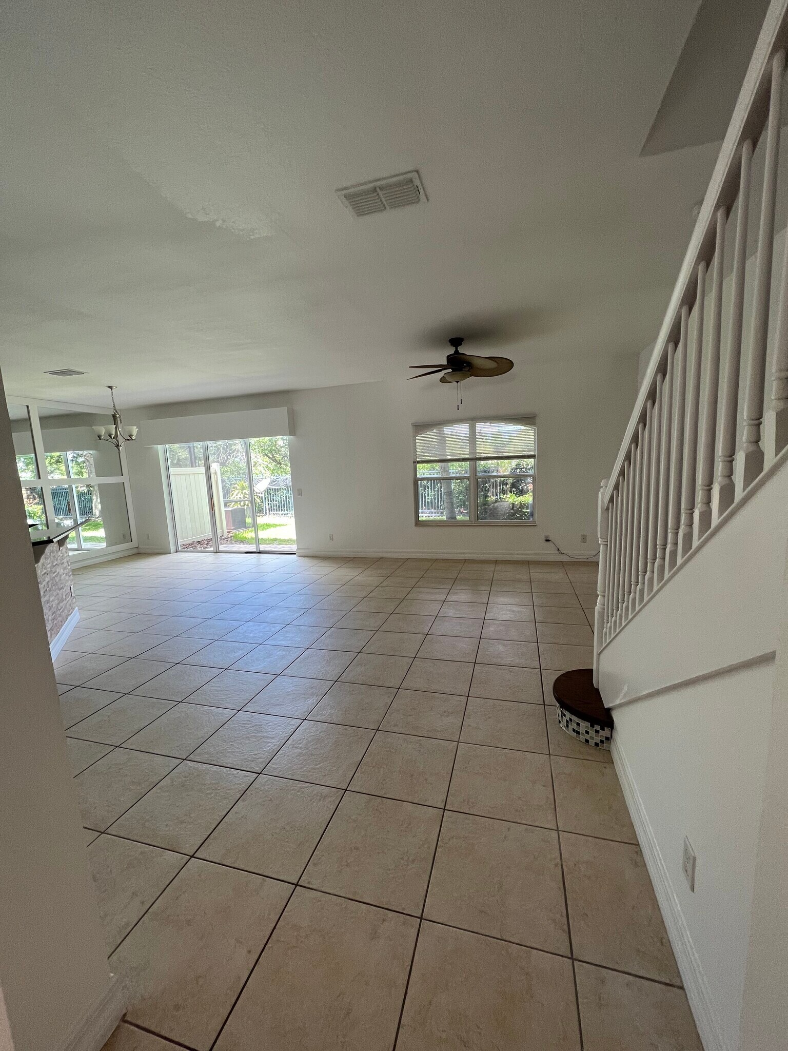 Building Photo - 10411 Belfry Cir