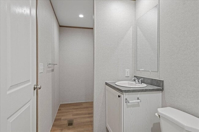 Building Photo - 1751 N Grand Ave W