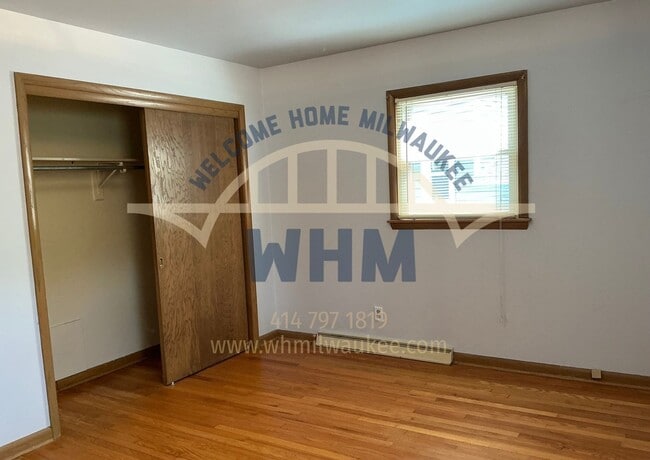 Building Photo - 7313 Harwood Ave