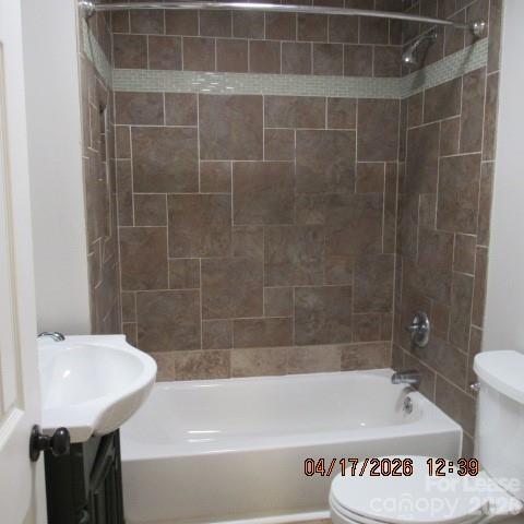 Building Photo - 10922 Hilton Dr