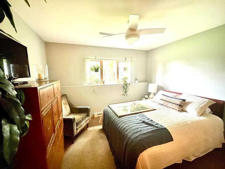 Building Photo - 3303 Prairie Rd