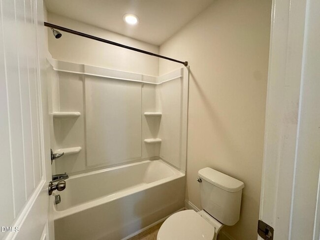 Building Photo - 247 Dando St