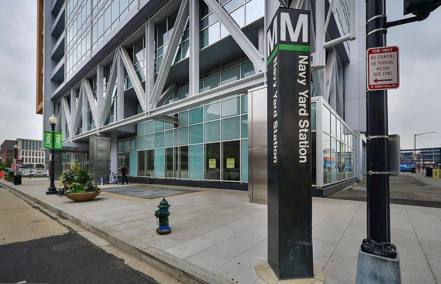 Navy Yard Metro - 1025 1st St SE