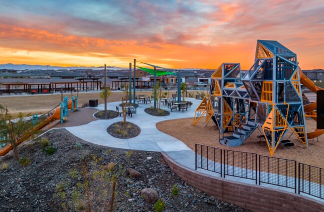 Building Photo - Spacious and Beautiful Smart Home!!