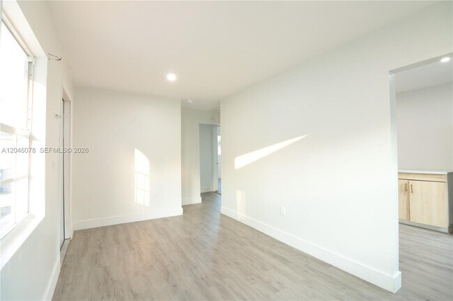 Building Photo - 1768 NW 112th Terrace