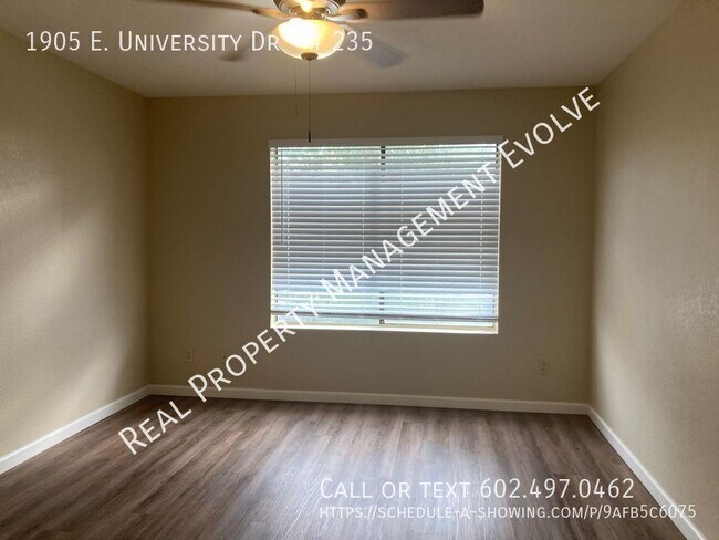 Building Photo - 1905 E University Dr