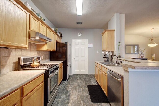 Building Photo - 3303 Cave Dome Path