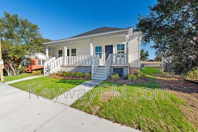 Building Photo - 24 Jones St