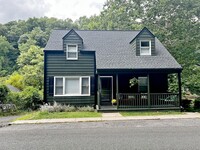 Building Photo - 234 Ferdon Ave
