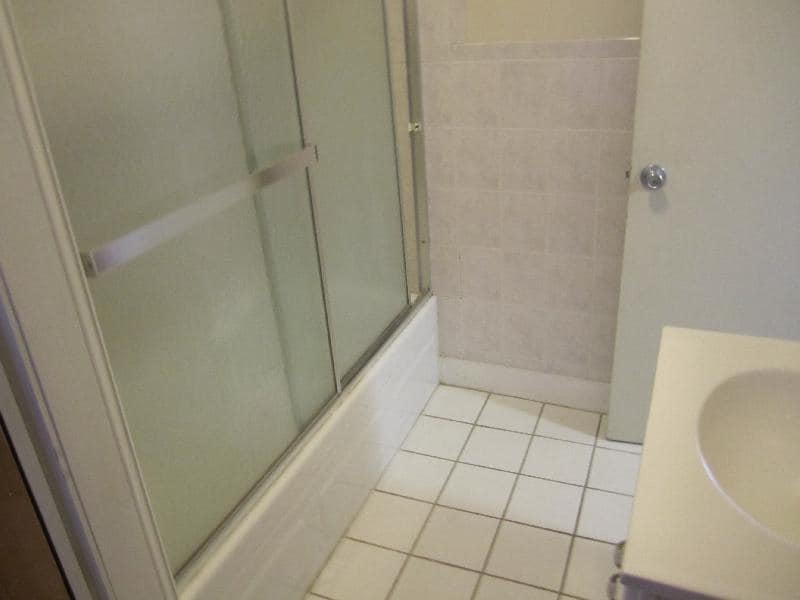 Building Photo - 18 Parmenter St