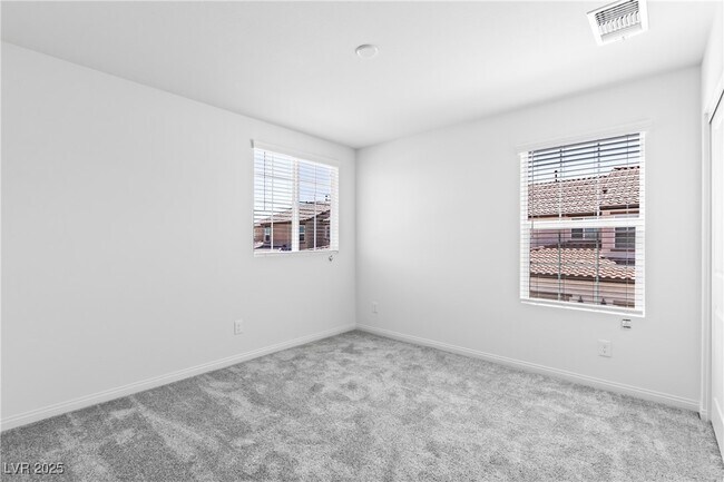 Building Photo - 2630 Aversa St
