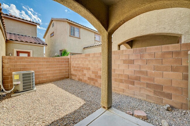 Building Photo - Southern Terrace Single Family Home