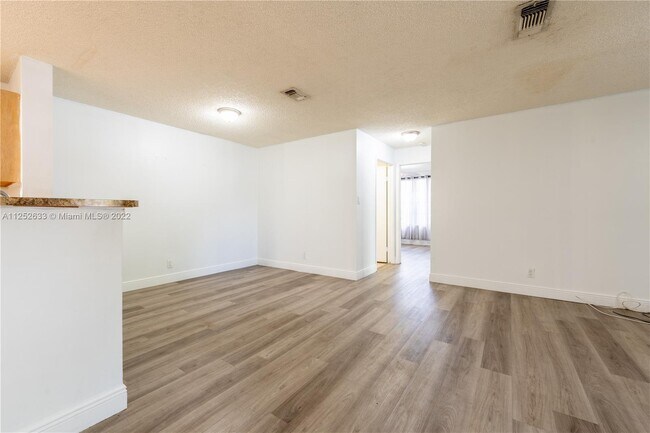 Building Photo - 11205 W Atlantic Blvd  106 Coral Springs F...