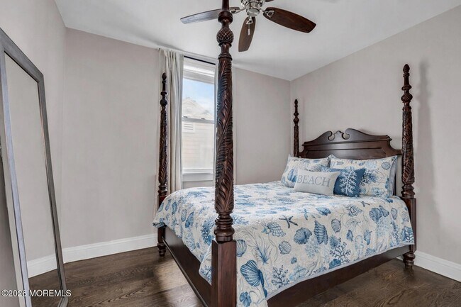 Building Photo - 524 Fisk Ave