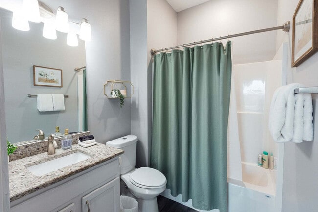 Building Photo - 117 Spring St