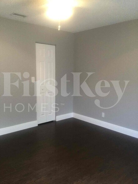 Building Photo - 5896 Triphammer Rd