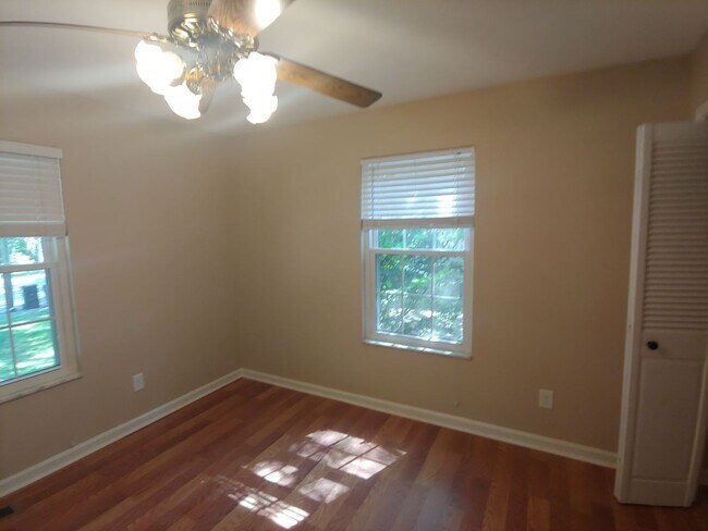 Building Photo - 1835 Portland Avenue