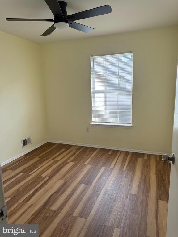 Building Photo - 813 Plymouth Rd