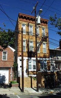 Building Photo - 20 63rd St
