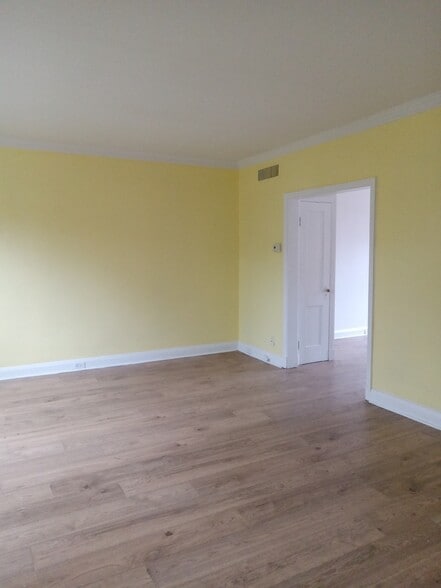 Building Photo - 1661 Ralworth Rd