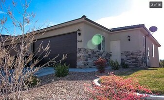 Building Photo - 1467 Clinton Way