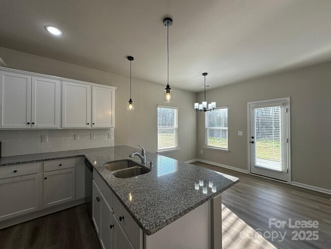 Building Photo - 9050 Stoney Waters Ct