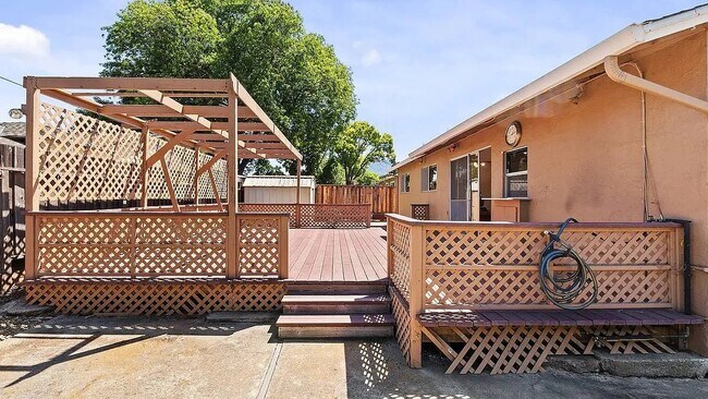 Building Photo - 5515 Pennsylvania Blvd