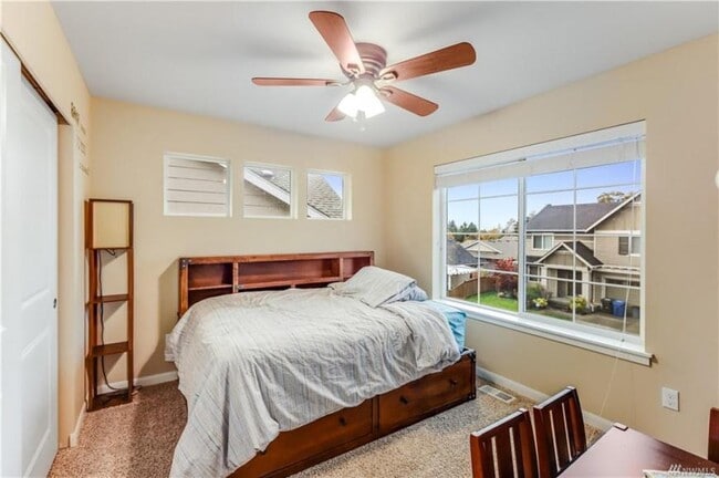 Building Photo - 4 bedroom in Renton WA 98058