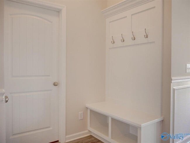 Building Photo - 105 Fern Valley Ct NW