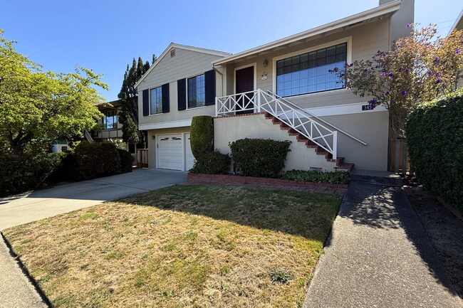 Building Photo - Beautifully Remodeled 4-Bedroom Home with Bonus Family Room & Large Private Yard in South San Fra...
