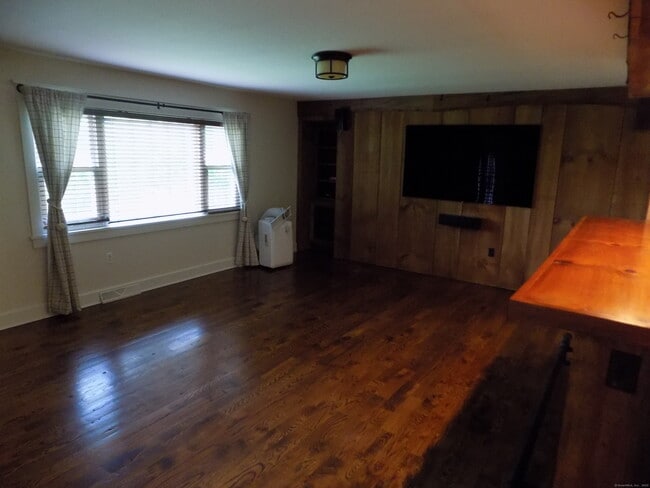 Building Photo - 12 Fogarty Ln
