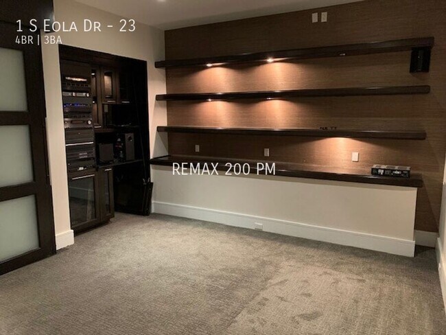 Building Photo - 1 S Eola Dr