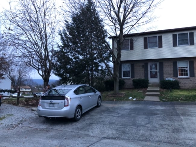 Building Photo - 311 Dolomite Ct