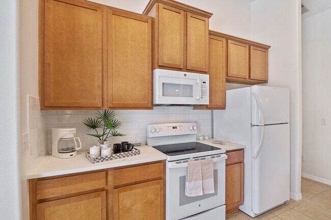 Building Photo - 11 Wheeler Ln