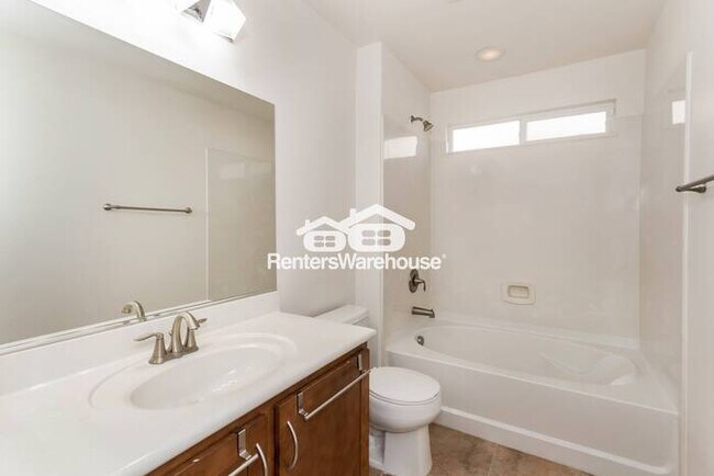 Building Photo - Discover the perfect blend of style and co...