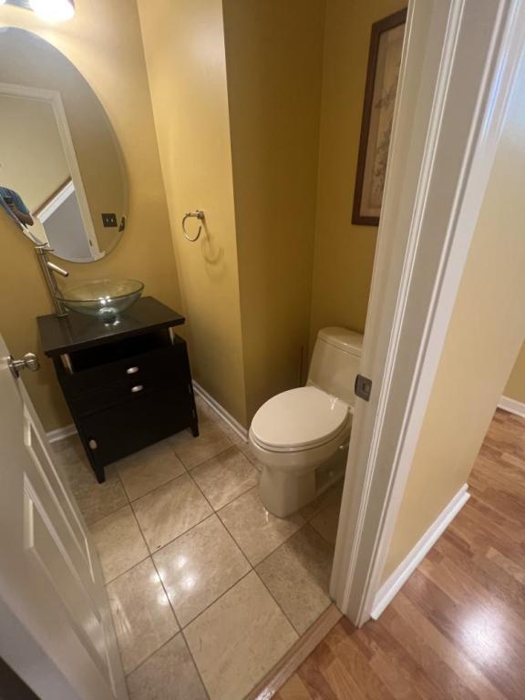 Building Photo - 5825 Crescent Ridge Dr