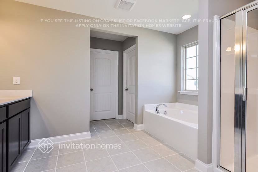 Building Photo - 41 Needham Ln